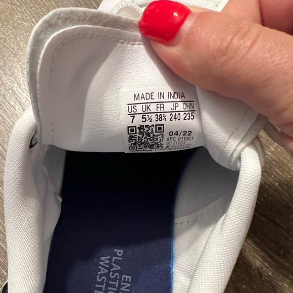 🆕Adidas Stan Smith Women’s Sneakers - Picture 6 of 6